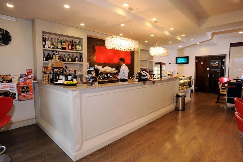 德拉克酒店 马拉内罗 外观 照片